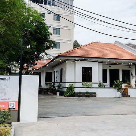 Wang'S Bnb 4 Bedrooms Villa George Town  Kültér fotó